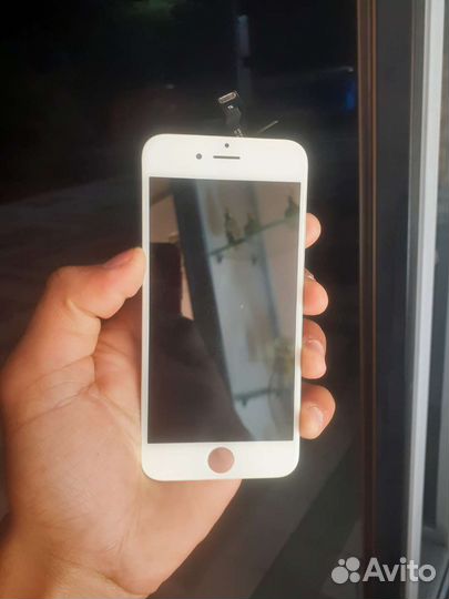 Дисплей на iPhone 6