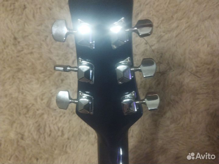 Акустическая гитара martinez