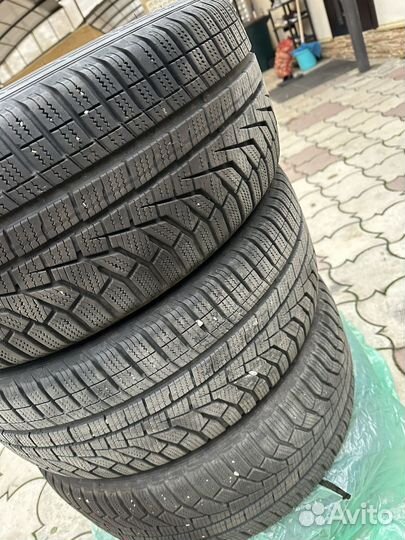 Hankook Winter I'Cept Evo 225/45 R18