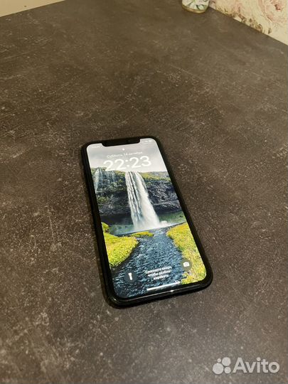 iPhone Xr, 64 ГБ
