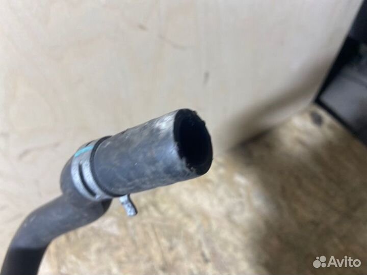 Патрубок радиатора Ford Kuga 2 (12-16) SUV 2.0L