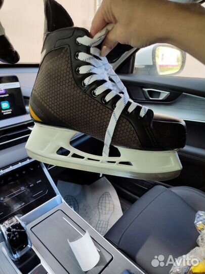 Хоккейные коньки bauer 42 размер