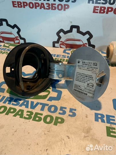 Лючок топливного бака Volkswagen Passat B6 1.8 TSI