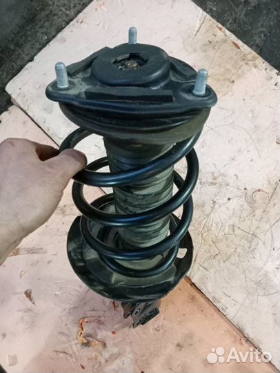 Амортизатор передний (в сборе) передний левый