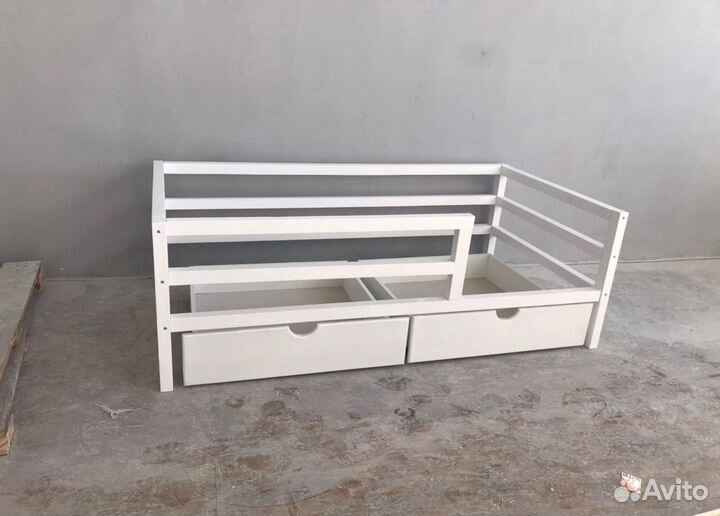 Детская кровать «Софа» в Белом цвете