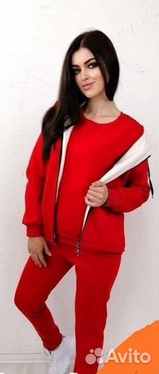 Костюм спортивный