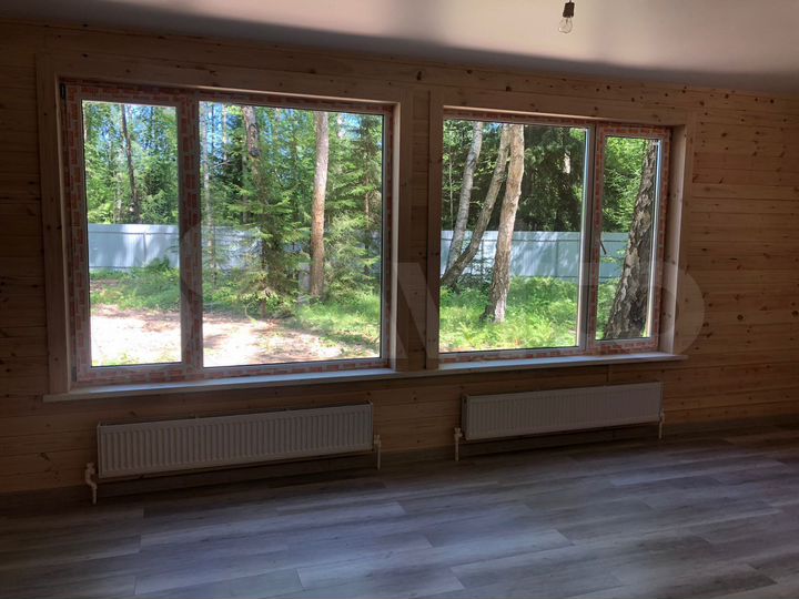 Дом 185,8 м² на участке 8,5 сот.