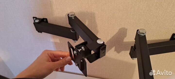 Крепление держатель для мониторов