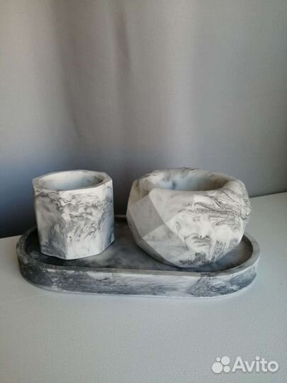 Изделия из гипса