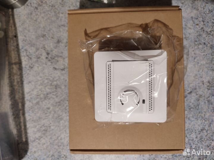 Термостат электронный Schneider Electric Glossa