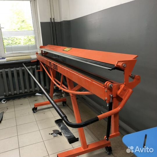 Листогиб 2500 мм