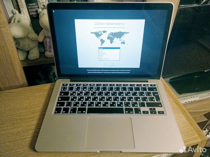 2 Macbook, Pro13 Retina и Air13 в коробках