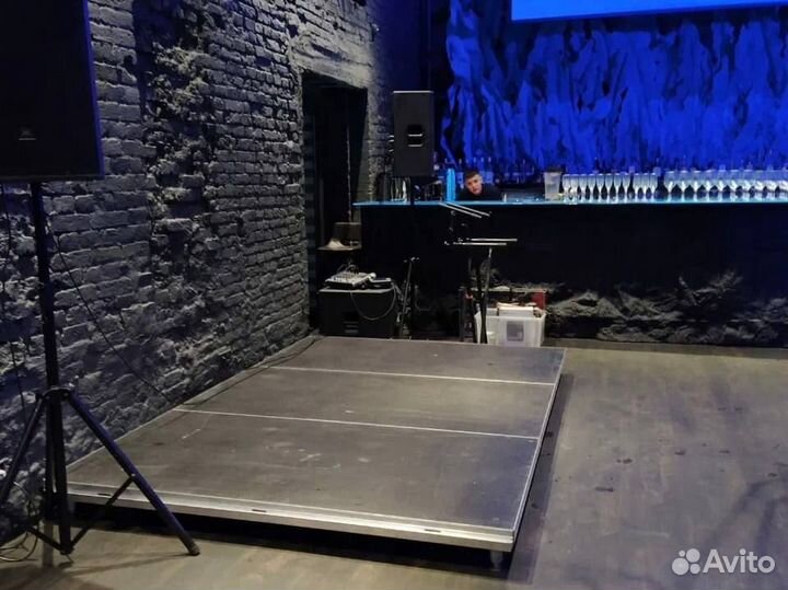 Аренда подиума + звук, свет, спецэффекты