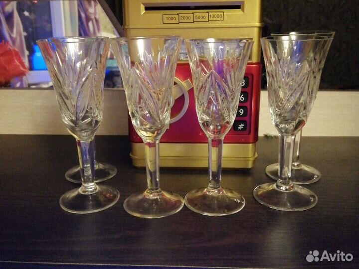 Хрустальные рюмки на ножке СССР