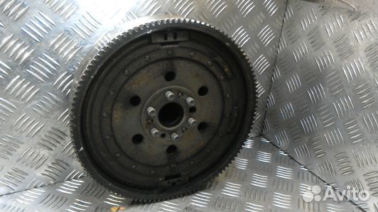 Маховик демпферный бензиновый BMW 3 E90/E91 (83Y37TI01)