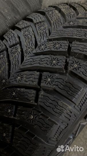 Michelin X-Ice North 4