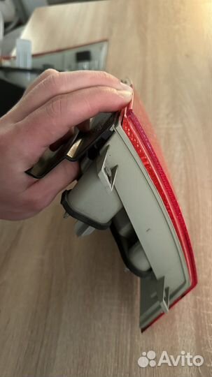 Задний фонарь правый volvo xc70