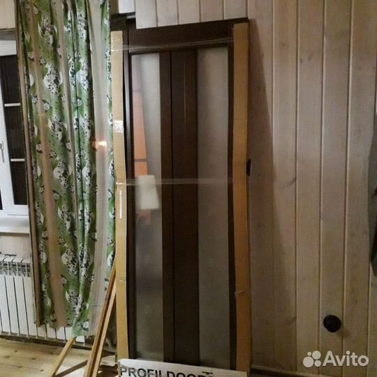 Двери межкомнатные с коробкой новые