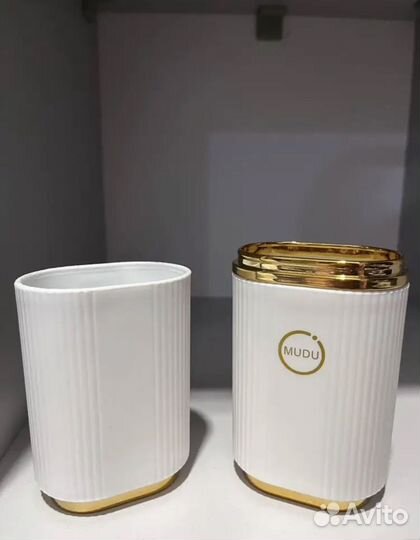 Дорожный футляр для зубных принадлежностей