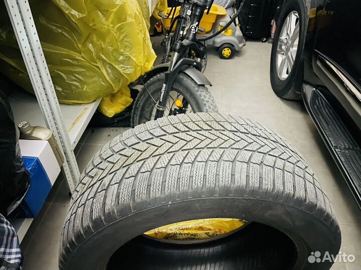 Blackstone BL-100 285/45 R20