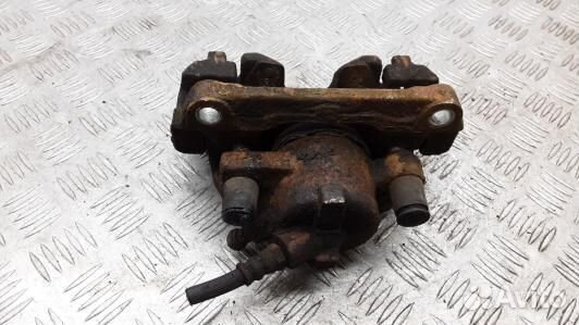 Суппорт тормозной передний правый renault scenic 2