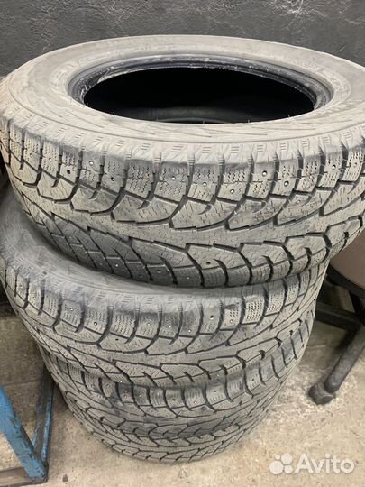 Hankook Winter I'Pike 235/65 R17