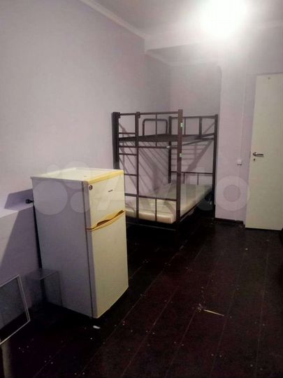 Комната 15 м² в 3-к., 1/5 эт.