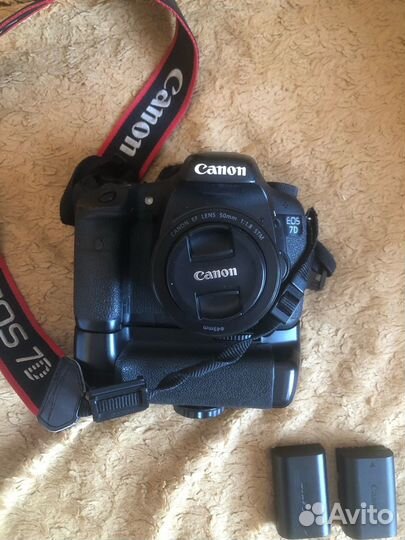 Фотоаппарат Canon EOS 7D