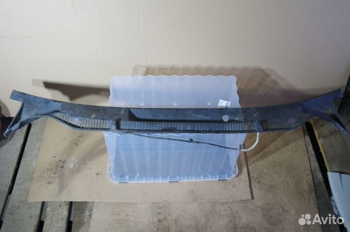 Жабо дворников Skoda Fabia 1 поколение