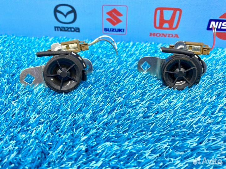 Пищалки Nissan Juke F15 1.6 2011