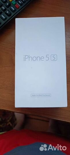 Телефон iPhone 5s