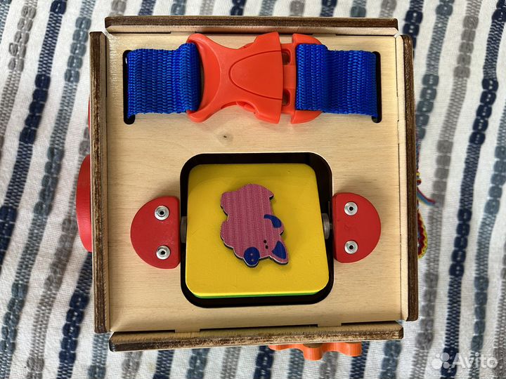 Игрушка домик сортер