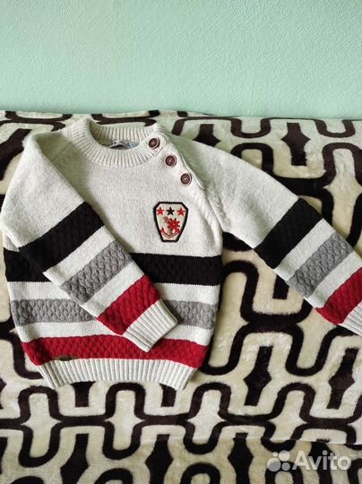 Свитер детский