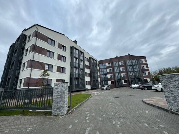 2-к. квартира, 56,5 м², 2/4 эт.