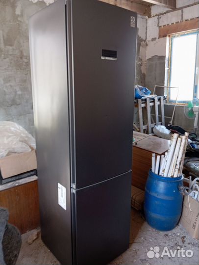 Холодильник Bosch KGN39XC31R No Frost двухкамерный