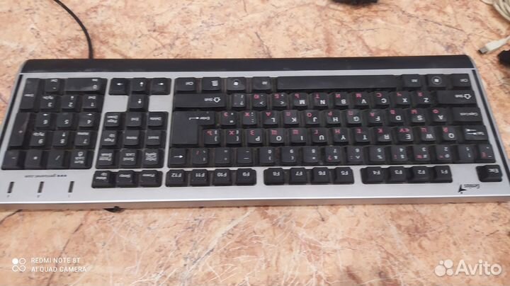 Продам футзалки