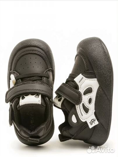 Кроссовки детские