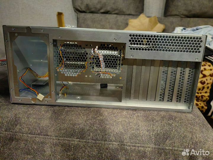 Серверный корпус Procase RE411-D0H17-E-55