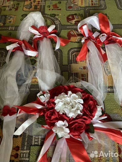 Свадебные украшения на машину