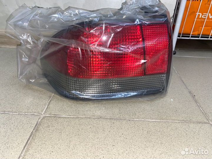 Задняя фара задняя Saab 900 1993