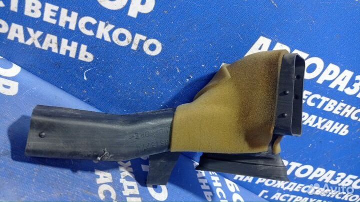 Воздуховод Mitsubishi Pajero 3 внедорожник 4M41