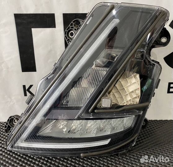 Фара левая Volvo FH5 23752688