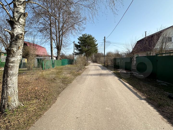 Дача 20 м² на участке 4 сот.