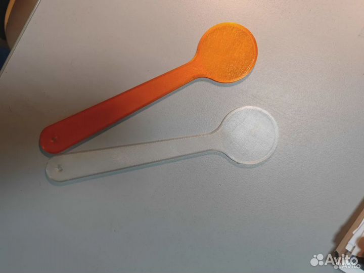 Полупрозрачная лопатка