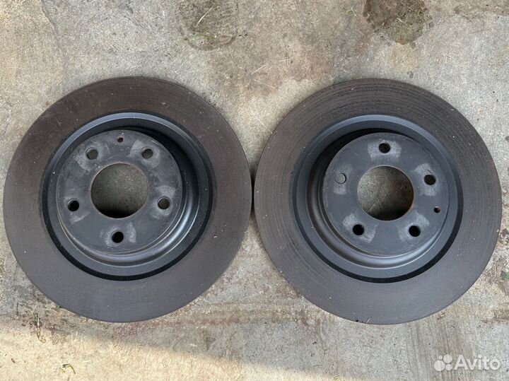 Задние тормозные диски Мазда сх9 2016-2022