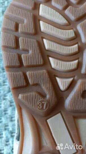 Продам сандали