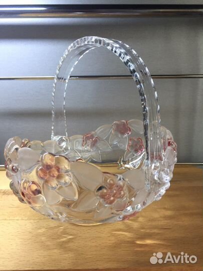 Ваза -корзинка с розочками