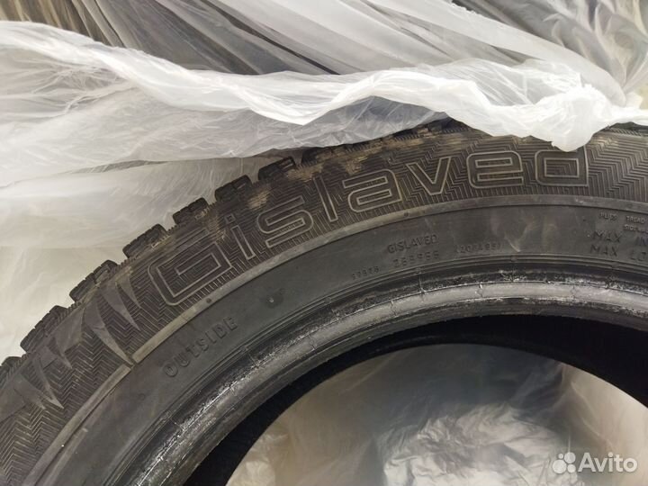 Gislaved Nord Frost 200 215/55 R17