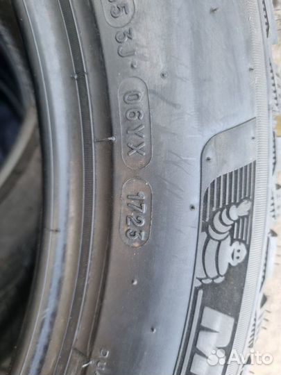 Michelin X-Ice North 4 SUV 235/55 R18 104T