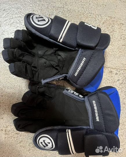 Краги хоккейные